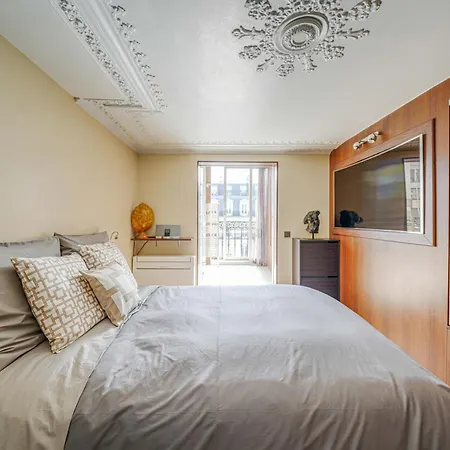 Appartamento Av Experiences - Grands Boulevards Parigi