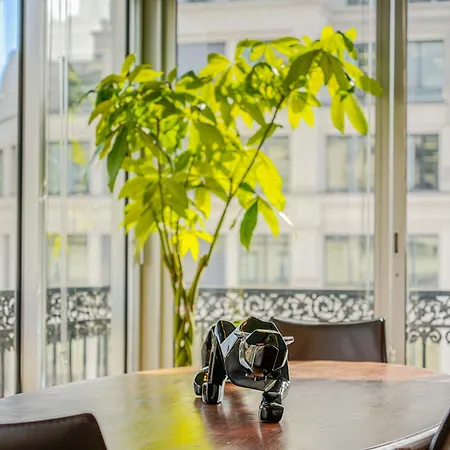 Av Experiences - Grands Boulevards Parigi